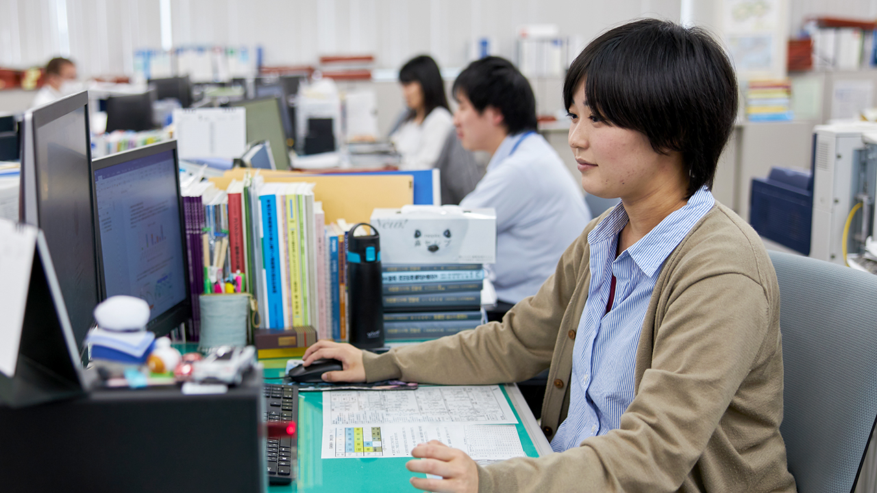 2017年入社　土木事業部 橋梁・構造グループ