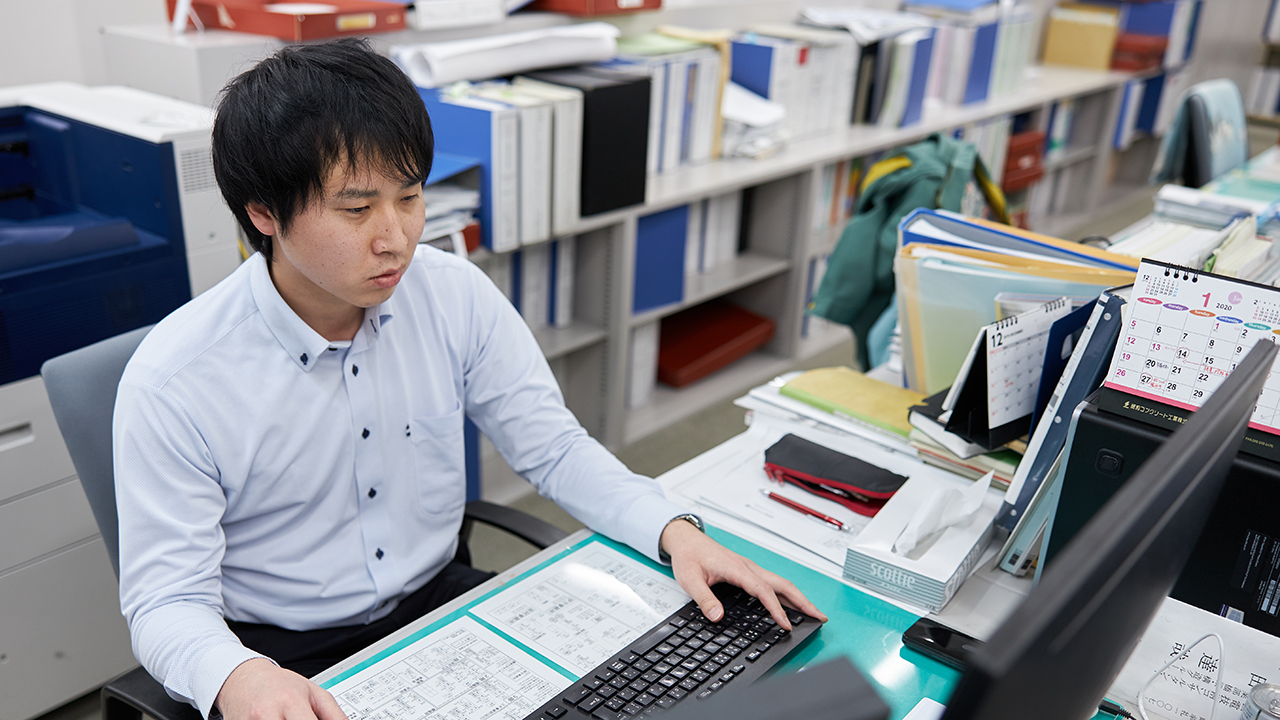 2015年入社　土木事業部 橋梁・構造グループ